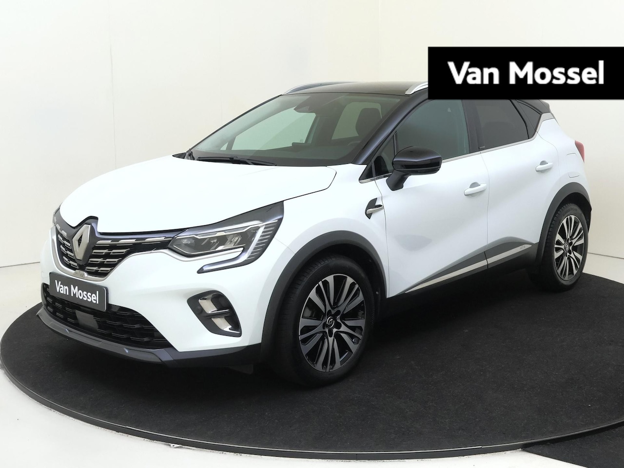 Renault Captur - (e-tech plug-in hybrid) | Leder | BOSE Audio | Pack winter | Navigatie | Camera - AutoWereld.nl
