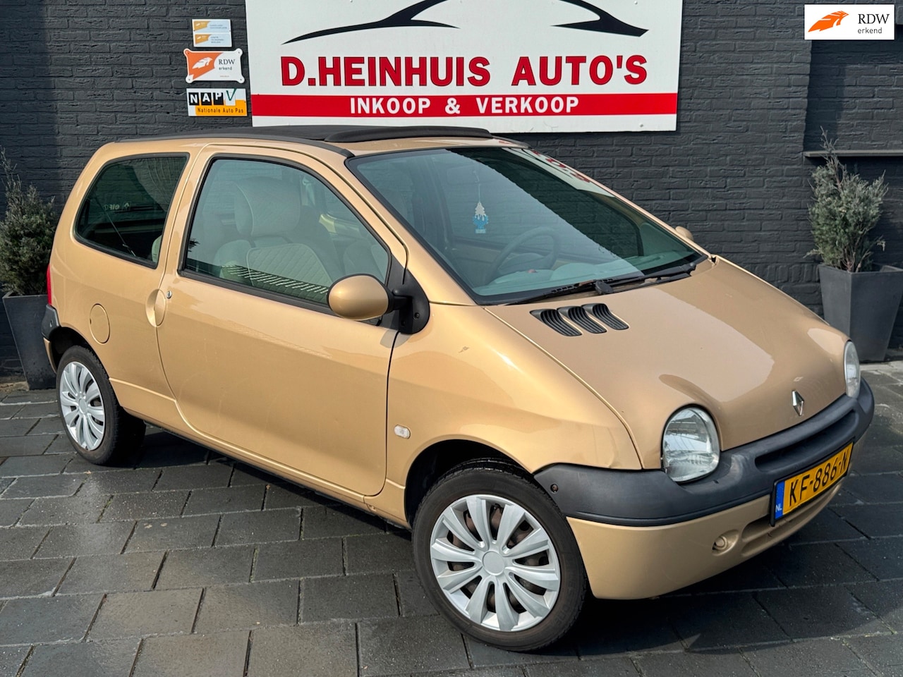 Renault Twingo - 1.2 Expression *MEENEEMPRIJS* - AutoWereld.nl