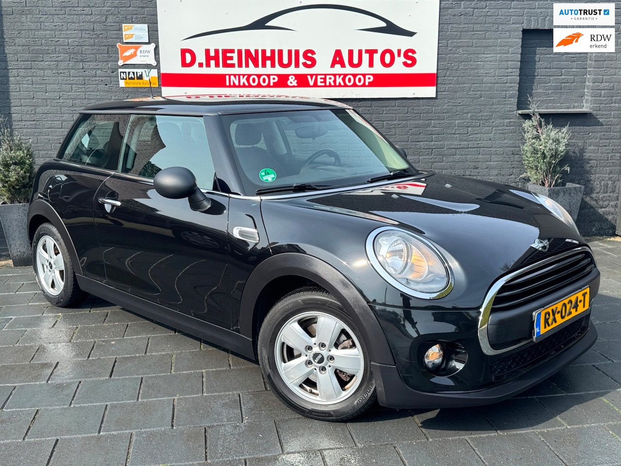 MINI One - Mini 1.2 Pepper 101.245KM | NETTE AUTO - AutoWereld.nl