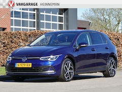 Volkswagen Golf - 1.4 eHybrid Style | schuifdak | verwarmd stuur | IQ- light | massagestoelen