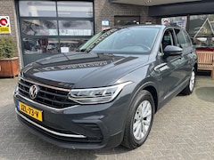 Volkswagen Tiguan - 1.4 TSI eHybrid Life CarPlay