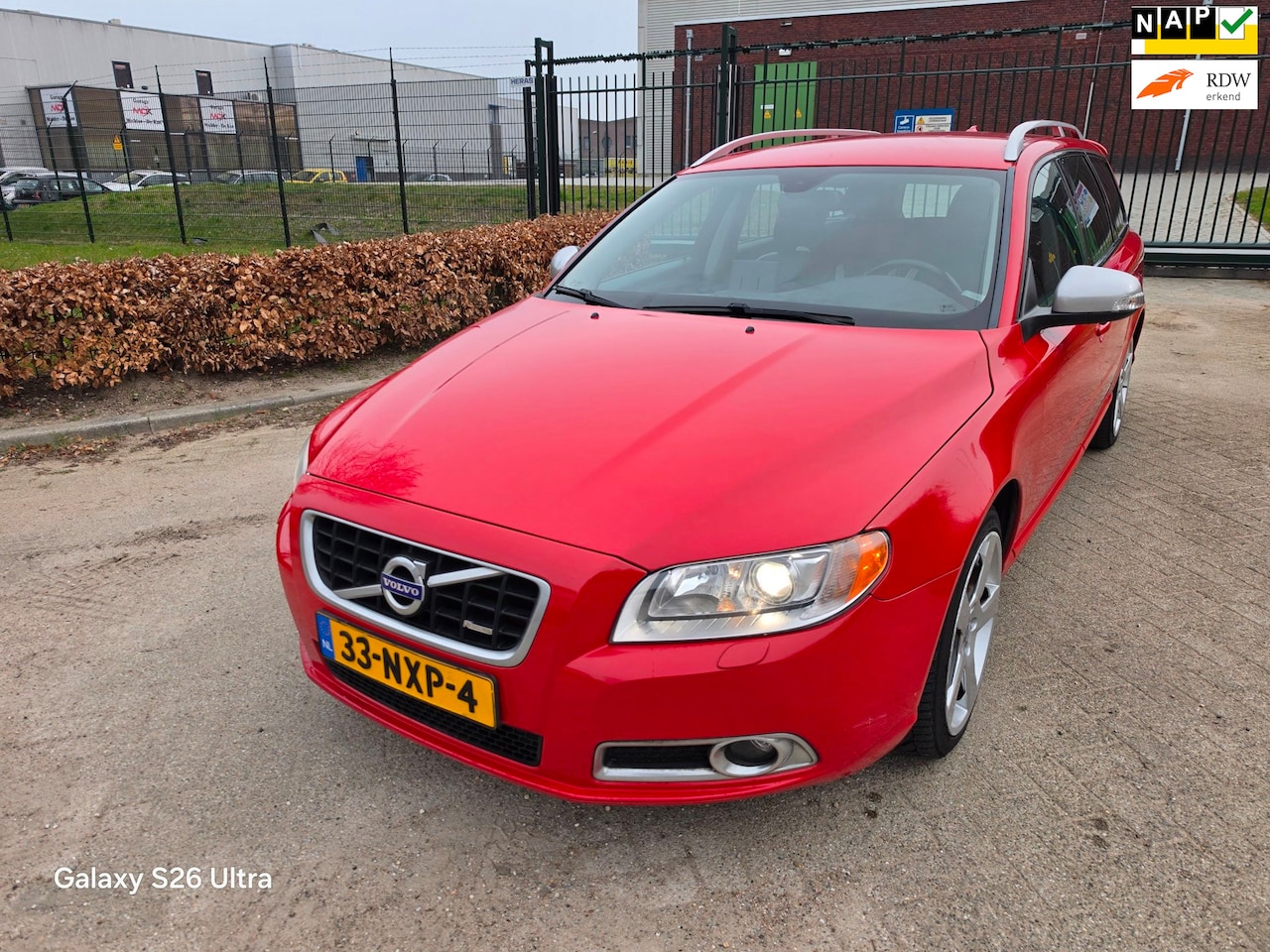 Volvo V70 - 2.0T R-Edition LEDER PDC NAVI VOL! - AutoWereld.nl