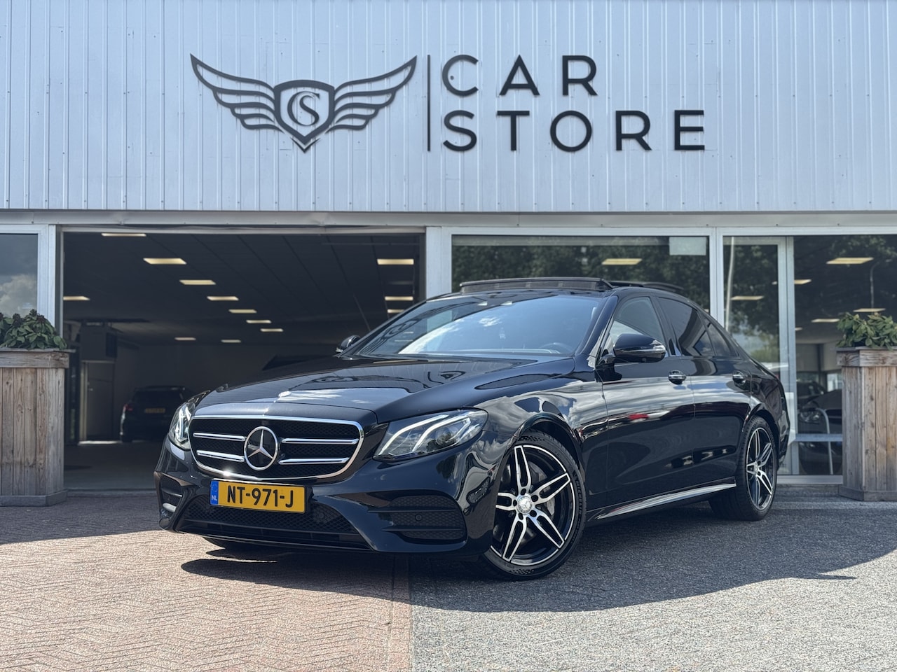 Mercedes-Benz E-klasse - 350 d Ambition AMG LINE|PANO|SFEER|BURMESTER|CAMERA|ACC|LED|FULL|+++ - AutoWereld.nl