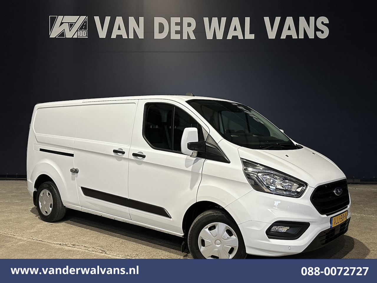Ford Transit Custom - 2.0 TDCI 130pk L2H1 Euro6 Airco | Camera | 2800kg Trekhaak | Apple Carplay | LED Cruisecon - AutoWereld.nl