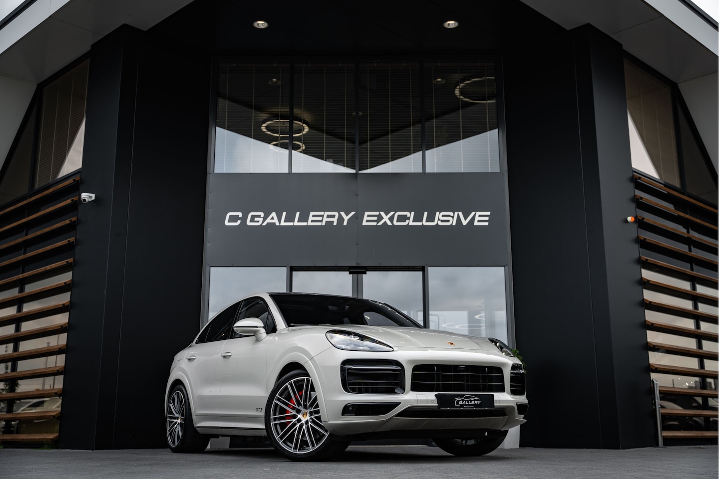 Porsche Cayenne Coupé - 4.0 GTS - Sport Chrono | Panorama | Bose | Luchtvering - AutoWereld.nl