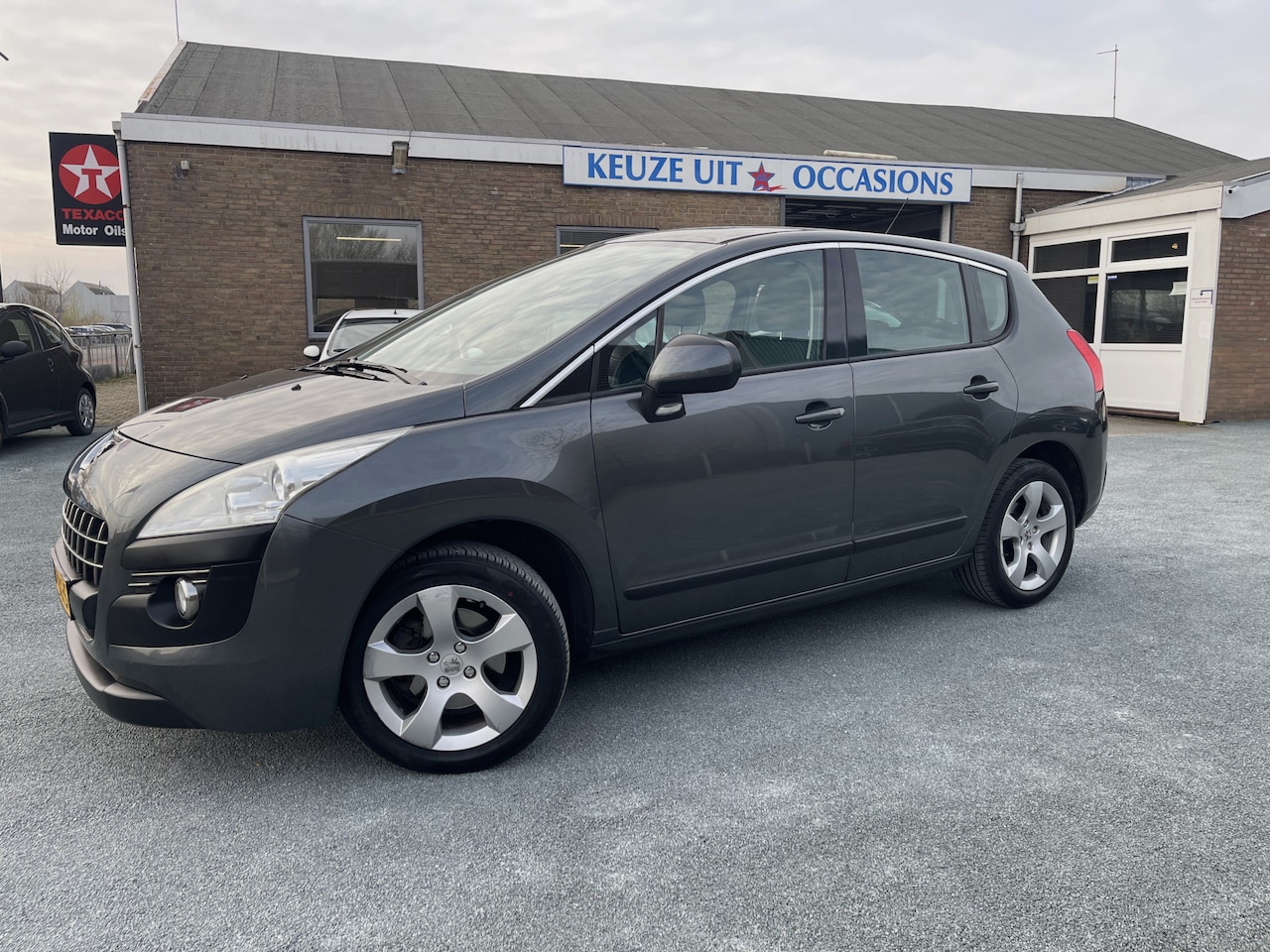 Peugeot 3008 - 1.6 THP Active VOL AUTOMAAT , PANORAMADAK - AutoWereld.nl