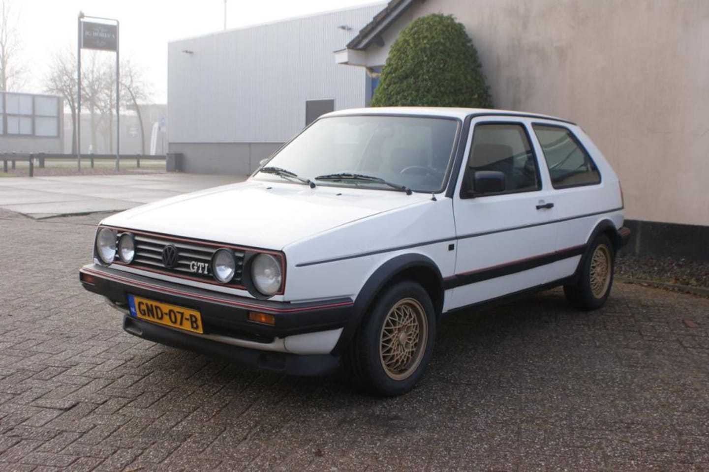 Volkswagen Golf - 1.8 GTI 1.8 GTI - AutoWereld.nl