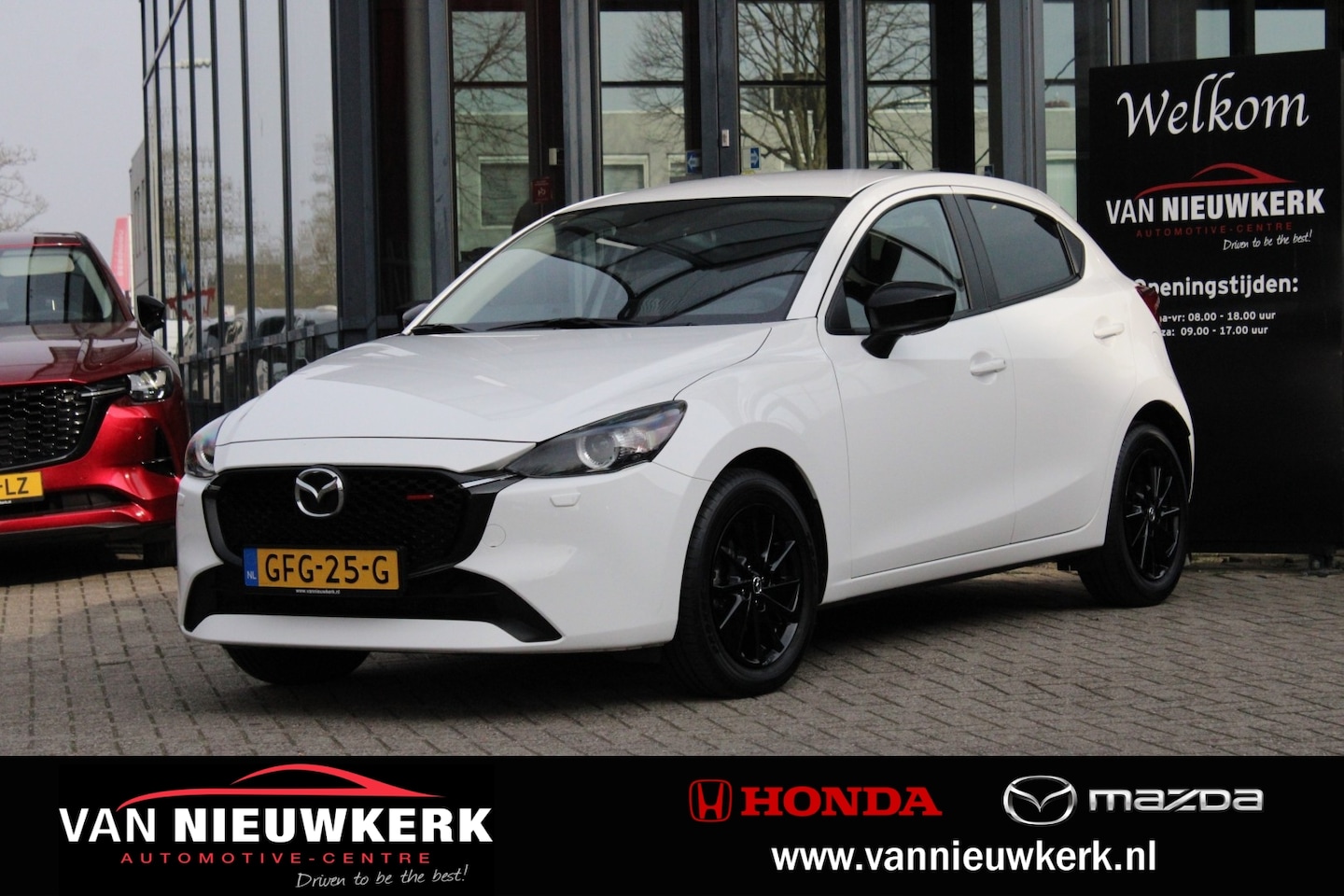 Mazda 2 - 1.5 SKYACTIV-G 90PK Homura | Carplay | Stoel&Stuurverwarming | Parkeercamera | Blindspot | - AutoWereld.nl
