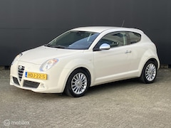 Alfa Romeo MiTo - 1.4i Distinctive ClimateControl PDC
