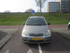 Toyota Yaris - 1.0 VVT-i Terra