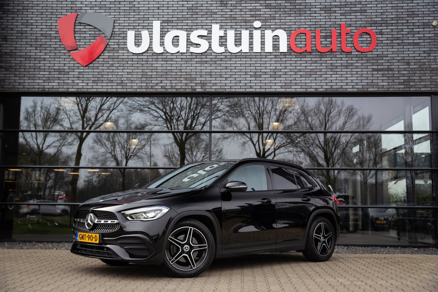 Mercedes-Benz GLA-Klasse - 200 AMG Line 200 AMG Line , Trekhaak, Achteruitrijcamera, Stoelverwarming, - AutoWereld.nl
