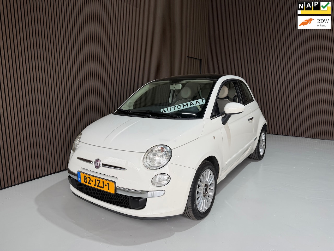 Fiat 500 - 1.2 Lounge AUTOMAAT - AutoWereld.nl