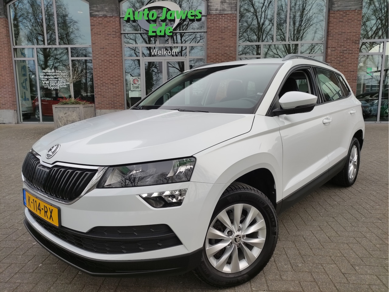 Skoda Karoq - 1.0 TSI Business Edition Trekhaak - Virtual dashboard - Apple Carplay - NL auto - Lage KM - AutoWereld.nl