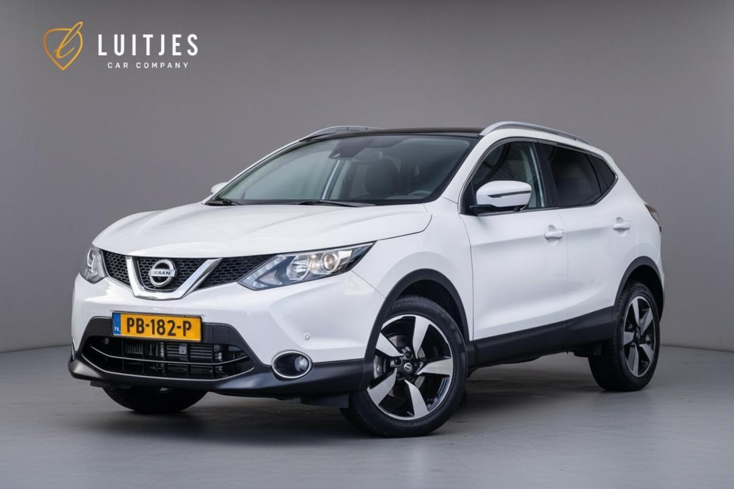 Nissan Qashqai - 1.2 AUT N-Connecta slechts 21.835km! Org.NL I 1e-eig. I Panorama I Climate I 360° I NAP - AutoWereld.nl