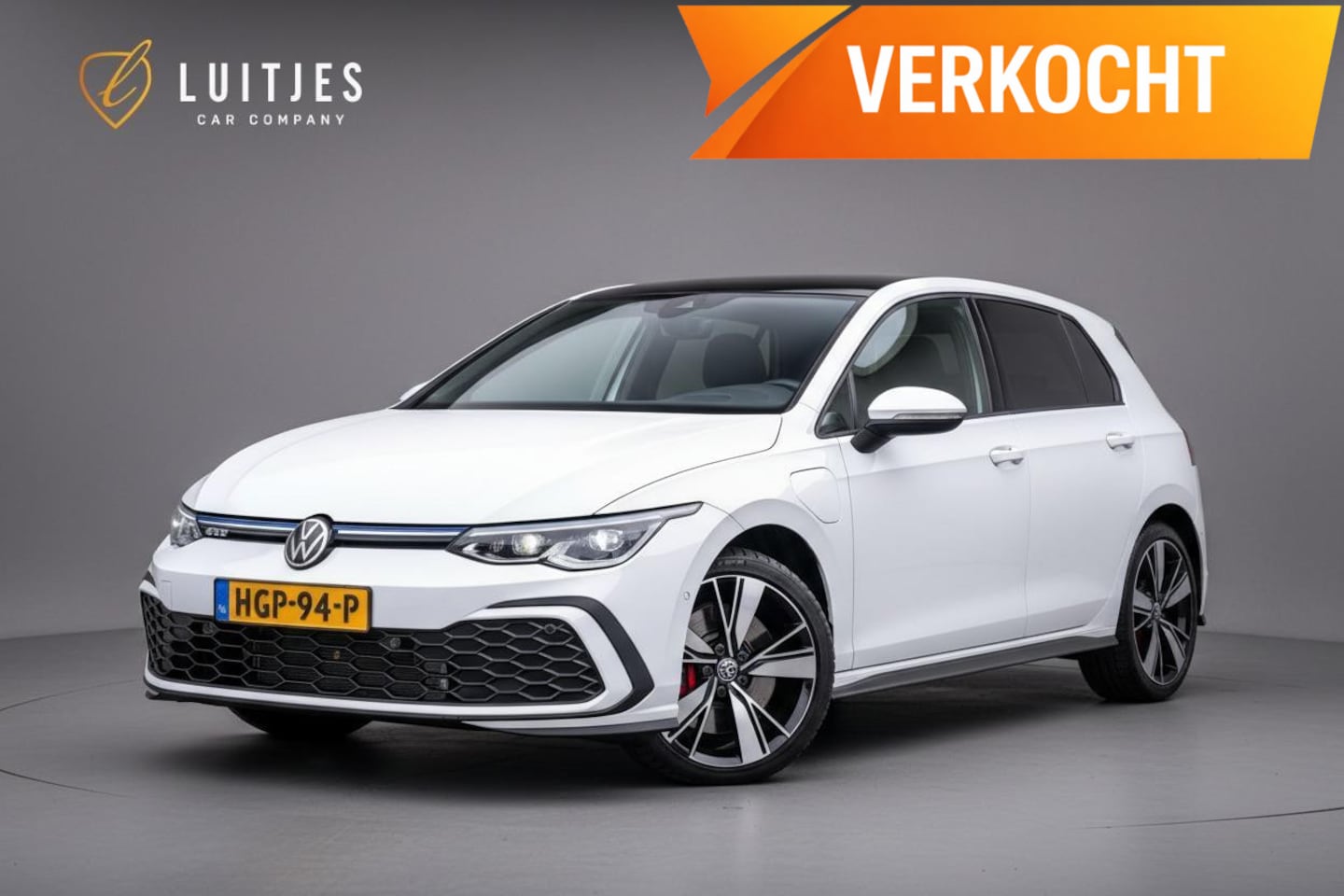 Volkswagen Golf - 1.4 eHybrid GTE I Pano-dak I iQ-light I Carplay I Winterpack I ACC I Head-up I Dealer-onde - AutoWereld.nl