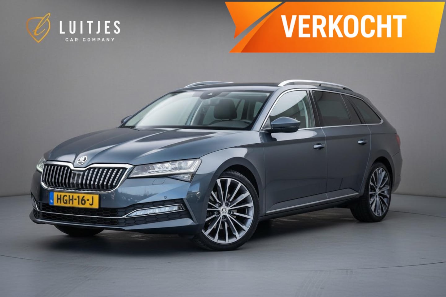 Skoda Superb - 2.0 TSI 190pk Laurin&Klement|Leder|Matrix|Stoel-memo|Canton|Winterpack|Elek.trekhaak|Deale - AutoWereld.nl