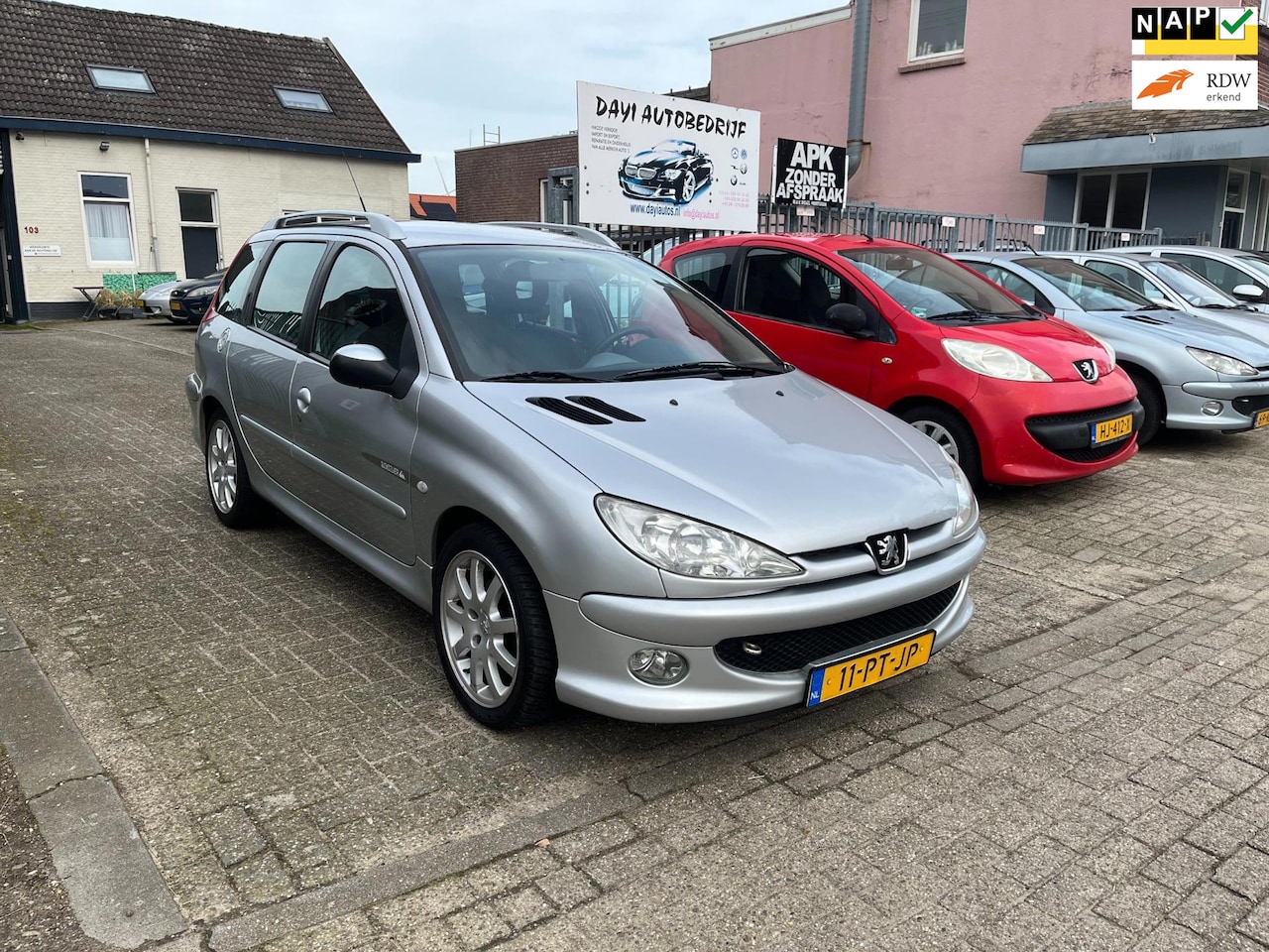 Peugeot 206 SW - 1.6-16V Quiksilver 1.6-16V Quiksilver - AutoWereld.nl