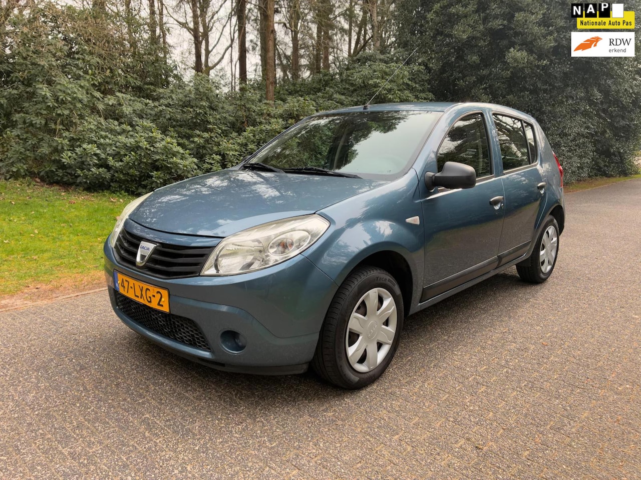 Dacia Sandero - 1.2 Ambiance 5 deurs / Airco 1e eigenaar! Nwe distributie riem - AutoWereld.nl