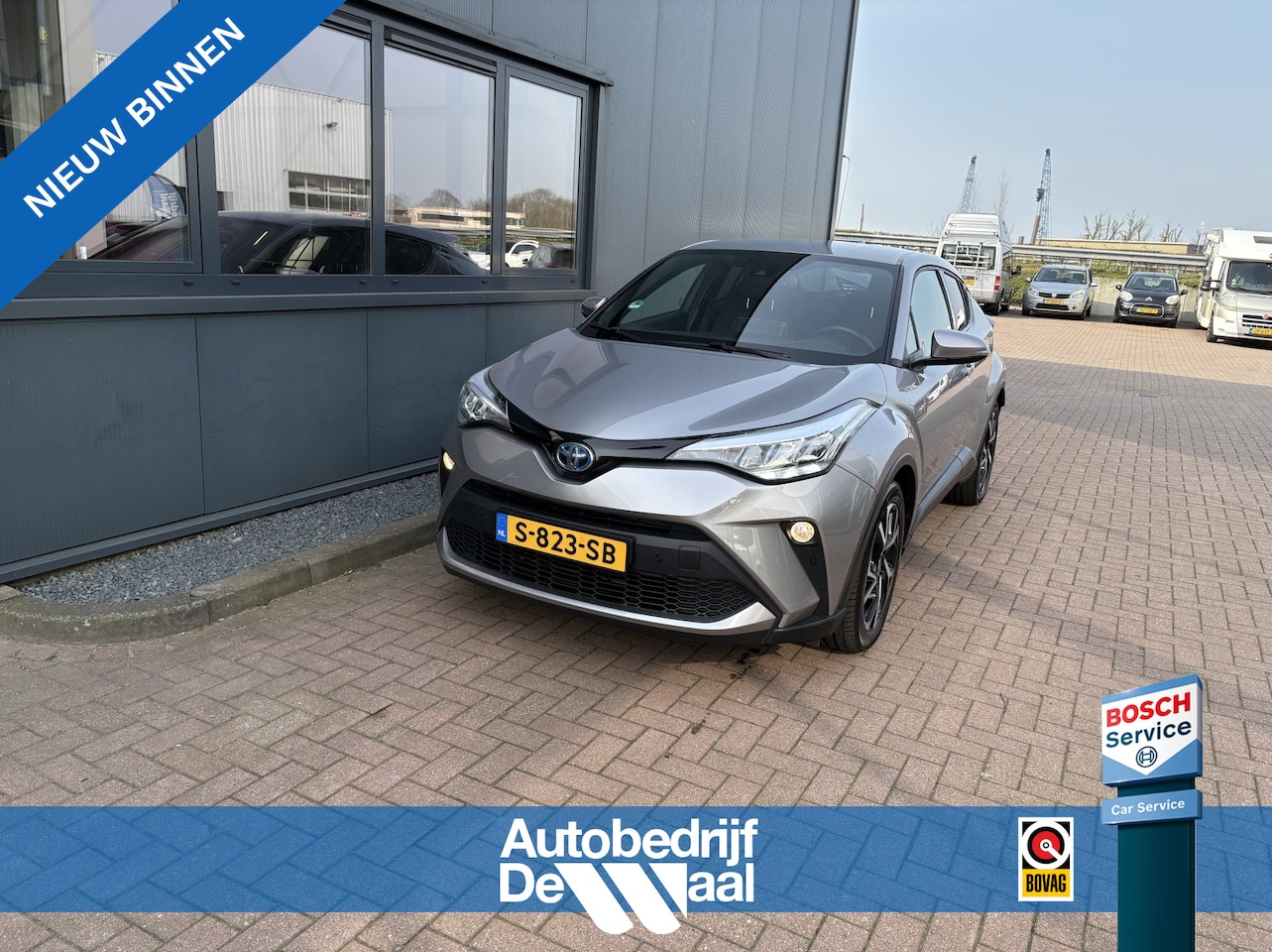 Toyota C-HR - 2.0 Hybrid Business Plus KEYLESS/CAMERA/DODEHOEK/AFN.TREKHAAK/WINTERPACK - AutoWereld.nl