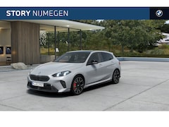 BMW 1-serie - 120 High Executive M Sport Automaat / Panoramadak / Sportstoelen / Head-Up / M Adaptief on