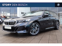 BMW i5 Touring - eDrive40 M Sport / Achteruitrijcamera / M Sportonderstel / Adaptieve LED / Stoelverwarming