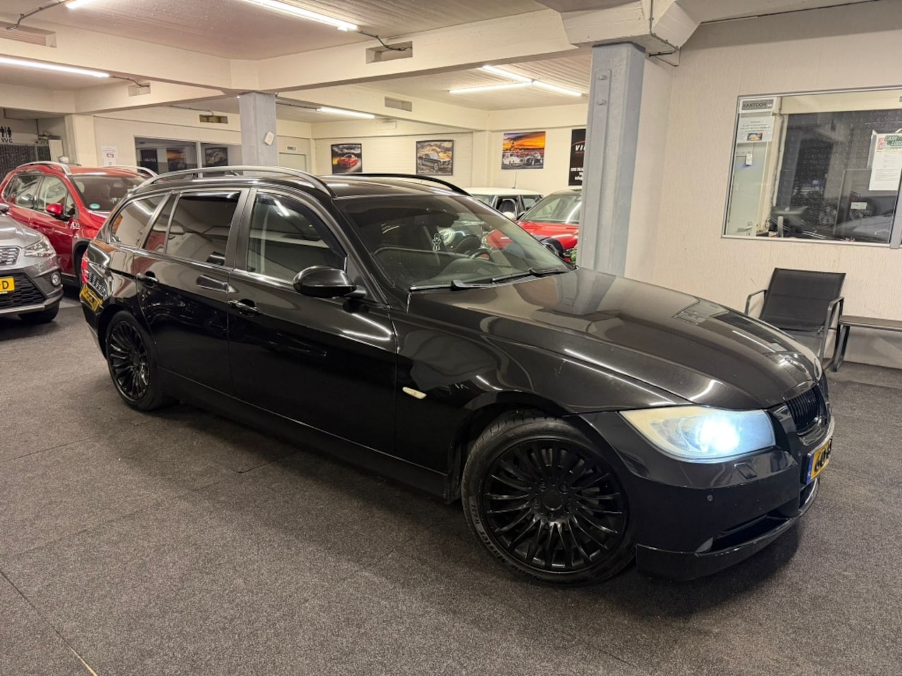 BMW 3-serie Touring - 320i Business Line*M-Pakket*NAP*Xenon*Velgen - AutoWereld.nl