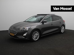 Ford Focus - 1.0 EcoBoost Titanium Business | Panoramadak | Winter Pakket | Camera | Carplay | Led Verl