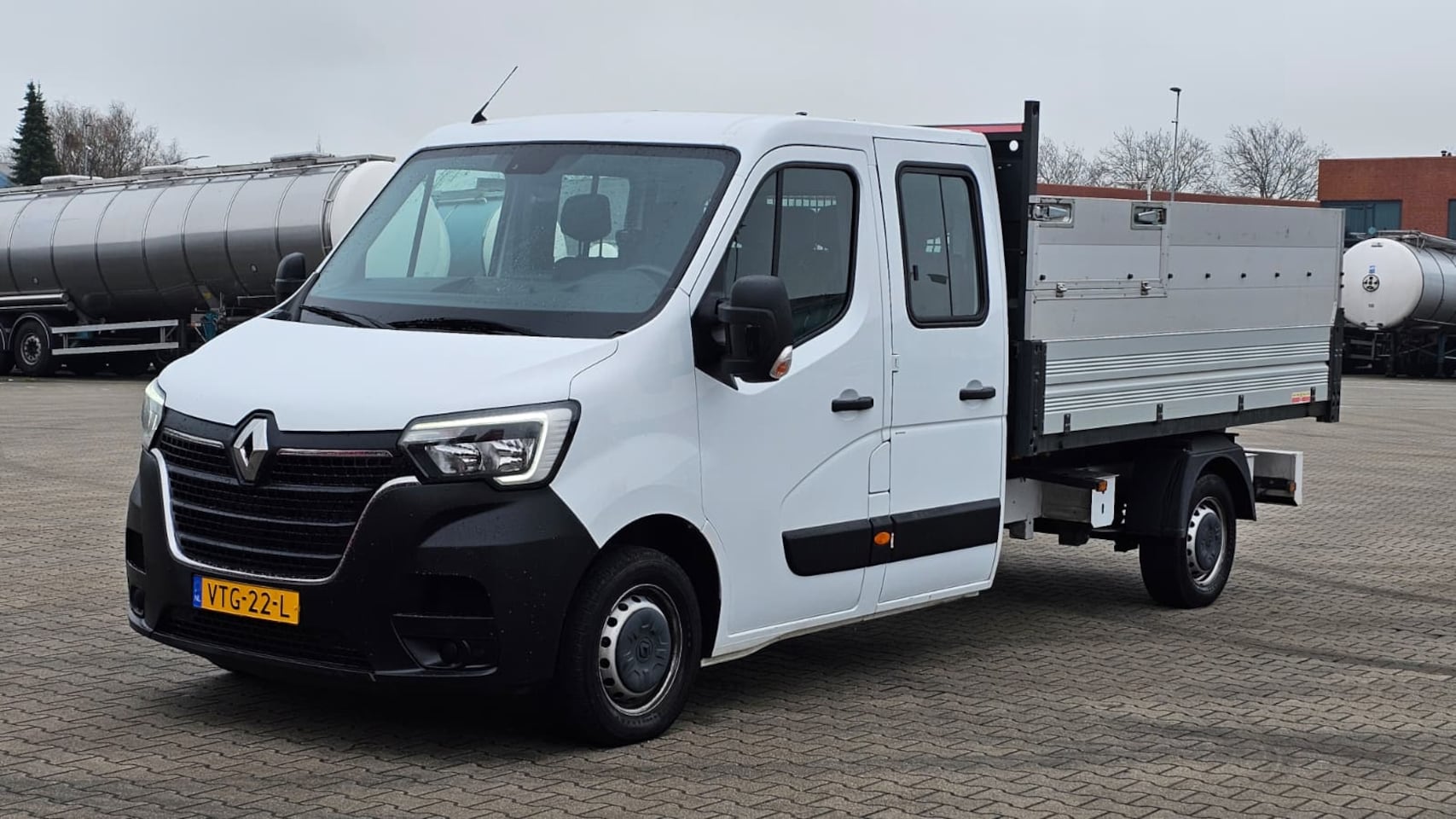 Renault Master - T35 2.3 dCi 145 L3 DC 7p. Comfort EUVIE |KIPPER HOGE BOORDEN|PICKUP|TREKHAAK|145PK| 4537 - AutoWereld.nl