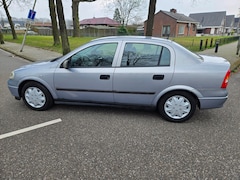 Opel Astra - 1.6-16V Pearl