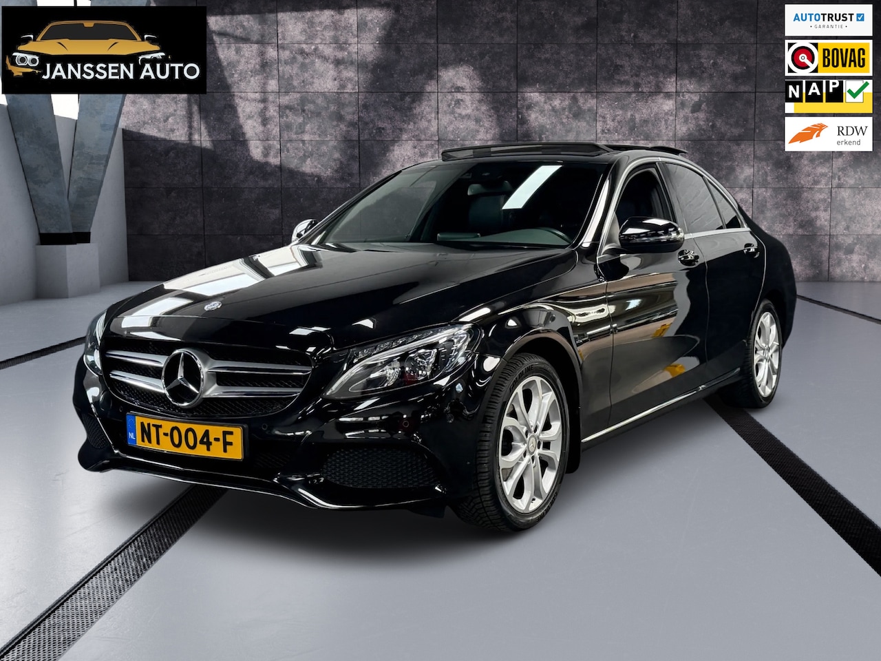 Mercedes-Benz C-klasse - 180 Premium | Automaat | Pano | Burmester | Sfeerverlichting | NL Auto Nap | inparkeren | - AutoWereld.nl