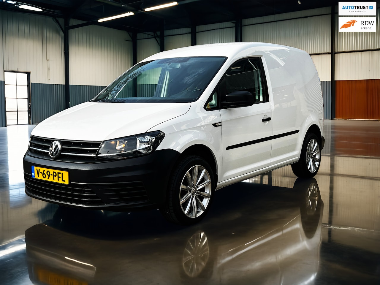 Volkswagen Caddy - 1.4 TSI L1H1 BMT C-Edition zeer nette auto_Carplay_Airco - AutoWereld.nl