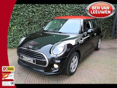 MINI Cooper - 1.5 F56 LCI met Navi, BT, Clima, PDC en 15"