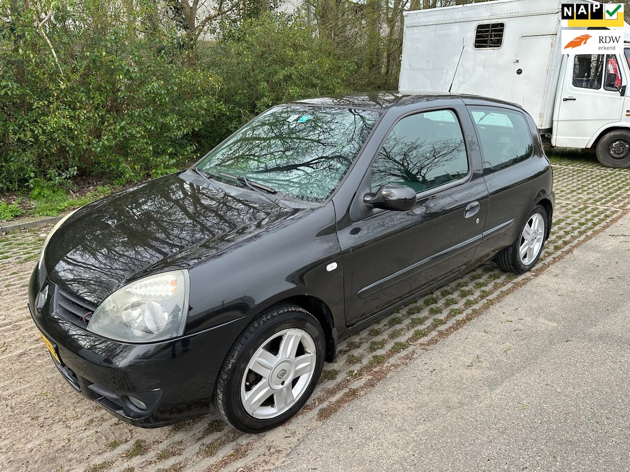 Renault Clio - 1.2-16V Campus Airco 1e Eigenaar - AutoWereld.nl
