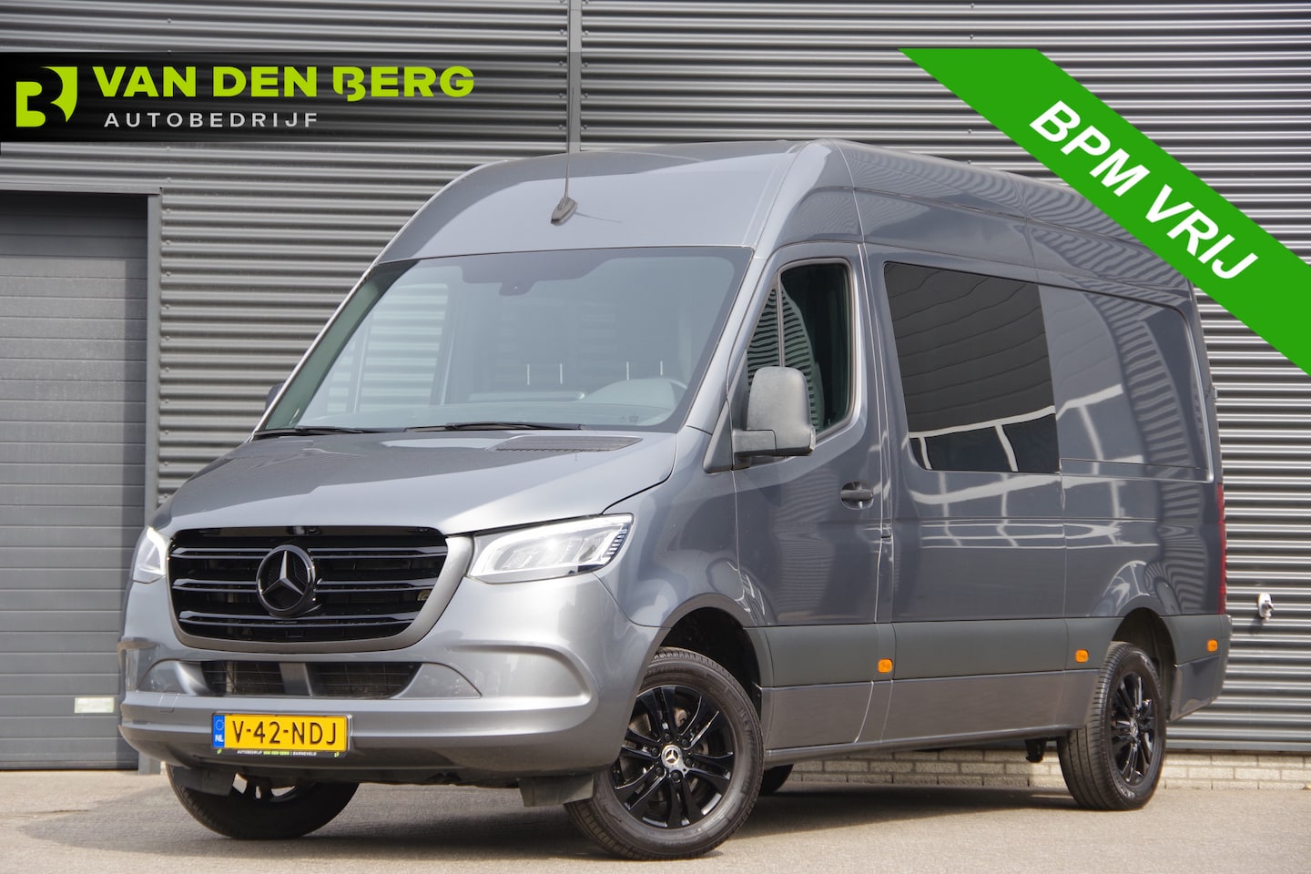 Mercedes-Benz Sprinter - 315 1.9 CDI L2H2 DC-6P, AUT. LED, CAMERA, TREKHAAK, CRUISE, CARPLAY, LEDER MF STUUR, DUBBE - AutoWereld.nl