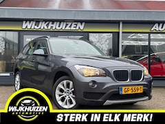 BMW X1 - SDrive18i Executive Automaat met Climate Leder Carplay Unieke km stand