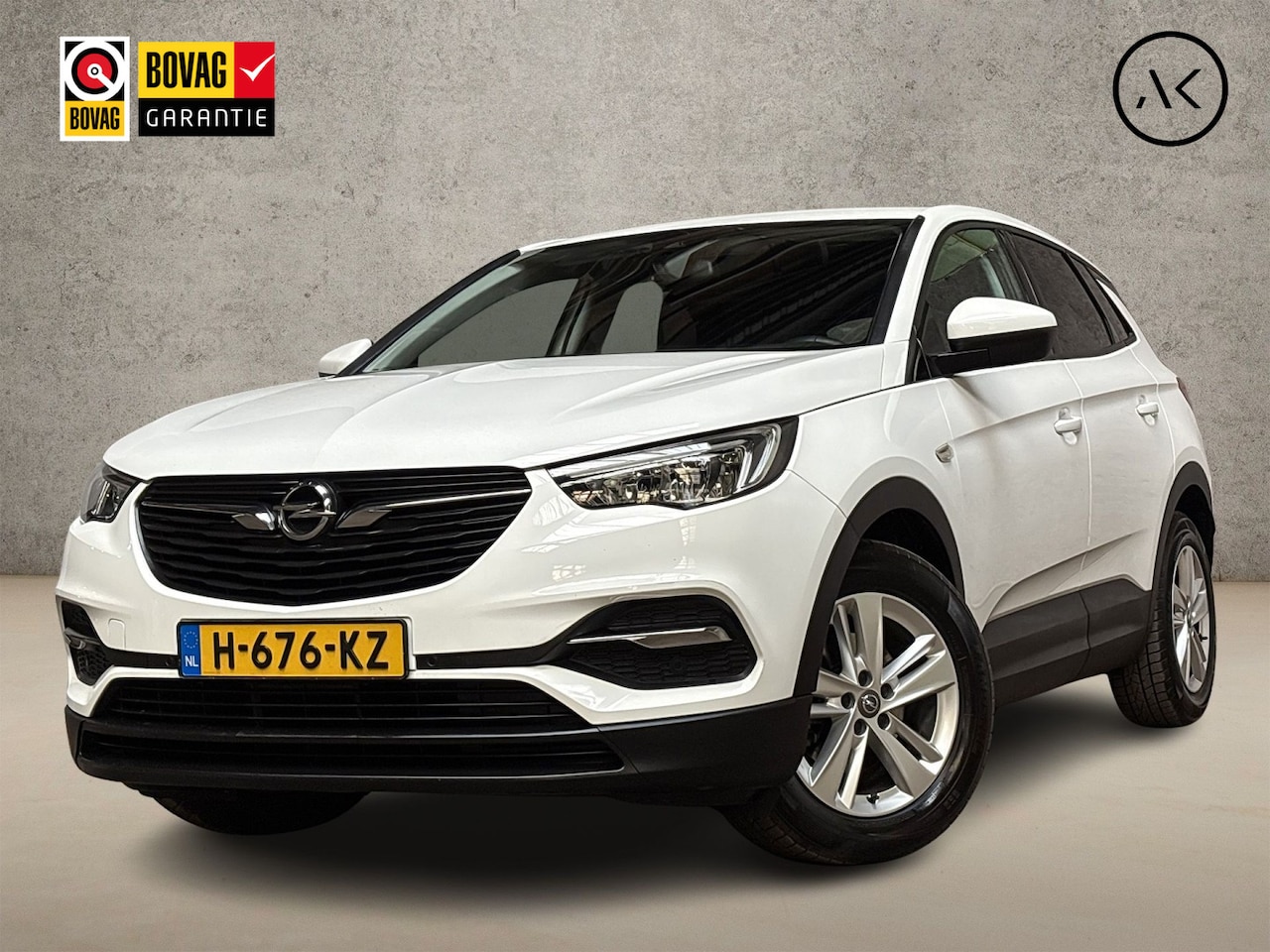 Opel Grandland X - 1.2 Turbo Sport (APPLE CARPLAY, GROOT NAVI, GETINT GLAS, SPORTSTOELEN, LEDER, LANE ASSIST, - AutoWereld.nl