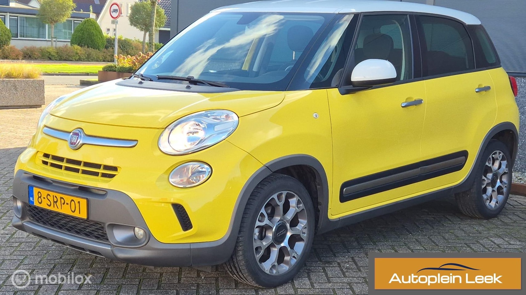 Fiat 500 L - 0.9 TwinAir Trekking APK 17-10-2026 NAVI - AutoWereld.nl