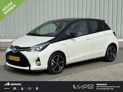 Toyota Yaris - 1.5 Hybrid Dynamic Bi-Tone / Dealer Onderhouden / Fabrieksgarantie t/m 07-2027 / Navigatie