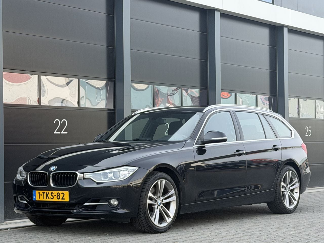 BMW 3-serie Touring - 2.0 325d Executive Xenon Clima - AutoWereld.nl