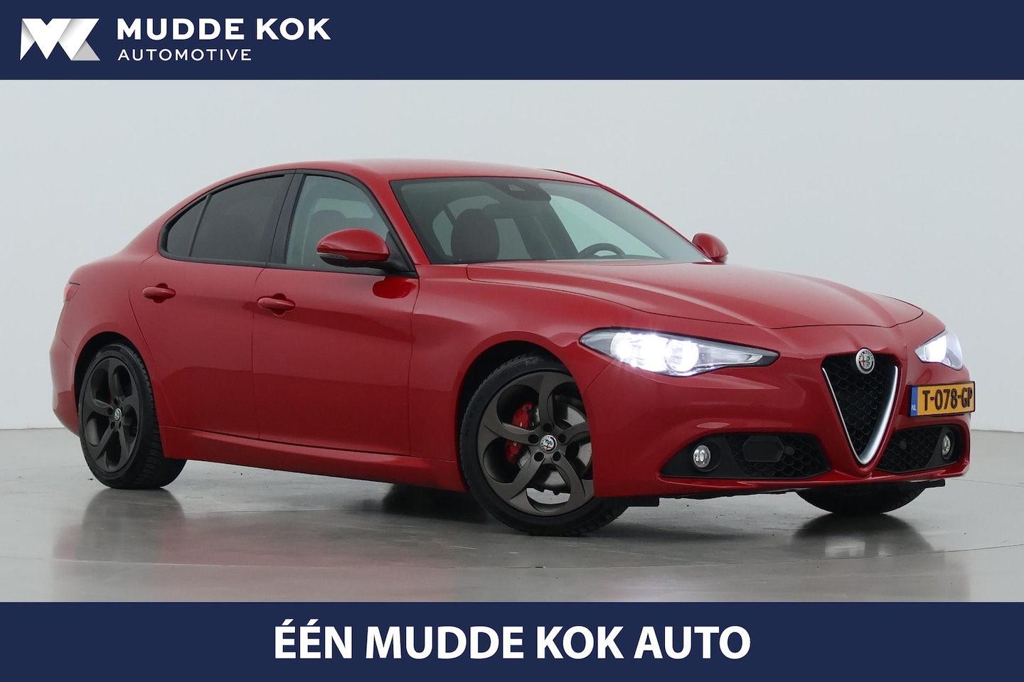 Alfa Romeo Giulia - 2.0T Super | Trekhaak | Camera | Leder | Keyless | Getint Glas | 18 Inch - AutoWereld.nl