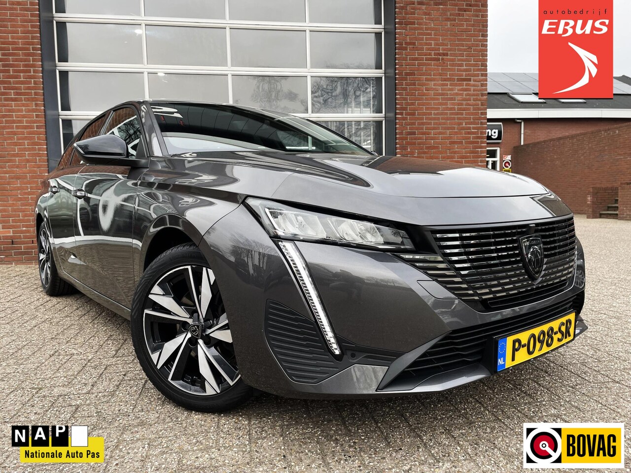 Peugeot 308 SW - 1.2 PureTech Allure Trekhaak / Camera / NL Auto! - AutoWereld.nl