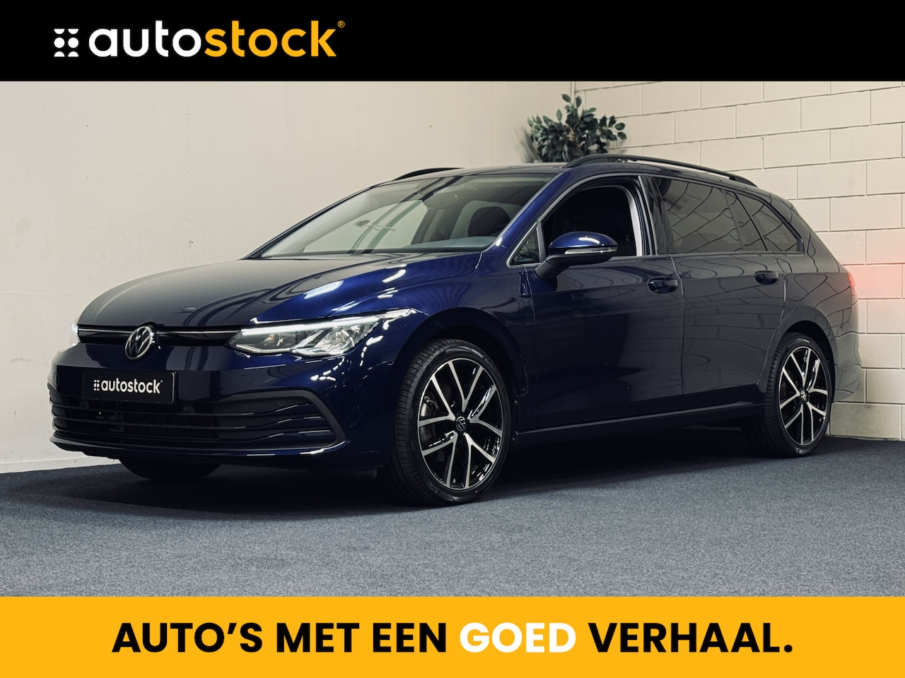 Volkswagen Golf Variant - 1.0 eTSI Life Business | 18" | Camera | Trekhaak - AutoWereld.nl
