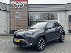 Toyota Yaris Cross - HYBRID 115 FIRST EDITION ALL-SEASON STOEL/STUURVERW APPLE/ANDROID NAVI CLIMA AD-CRUISE 17”