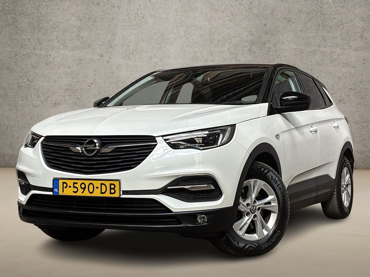 Opel Grandland X - 1.2 Turbo Sport (APPLE CARPLAY, PARELMOER, NAVIGATIE, STUUR/STOELVERWARMING, GETINT GLAS, - AutoWereld.nl