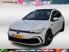 Volkswagen Golf - 1.5 eTSI 150pk R-Line DSG Automaat / Panorama dak / LM 18 inch / Navigatie / LED / Camera