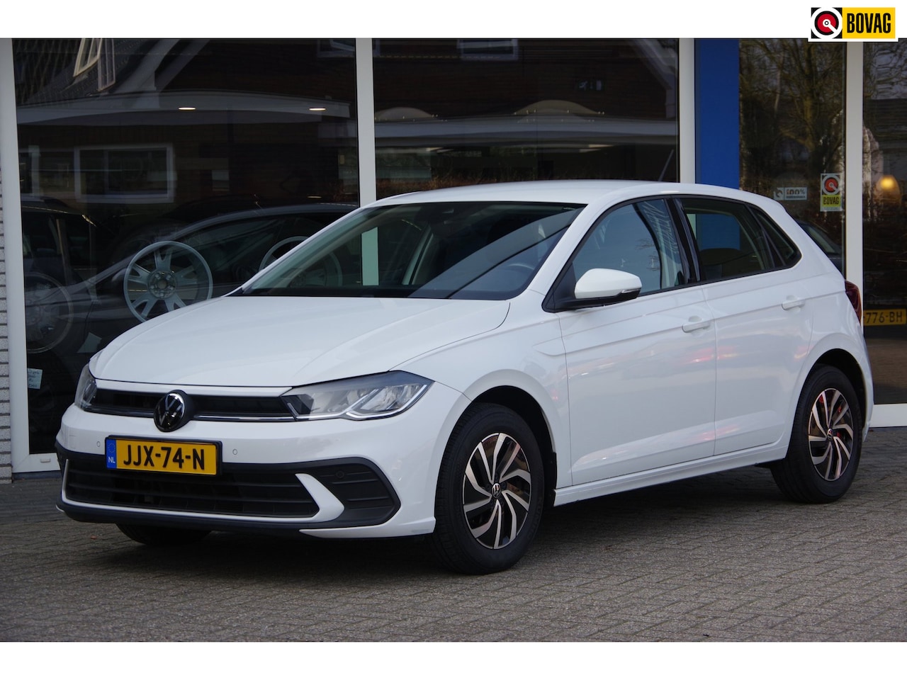 Volkswagen Polo - 1.0 TSI Life Camera App-connect Parkeersensoren - AutoWereld.nl