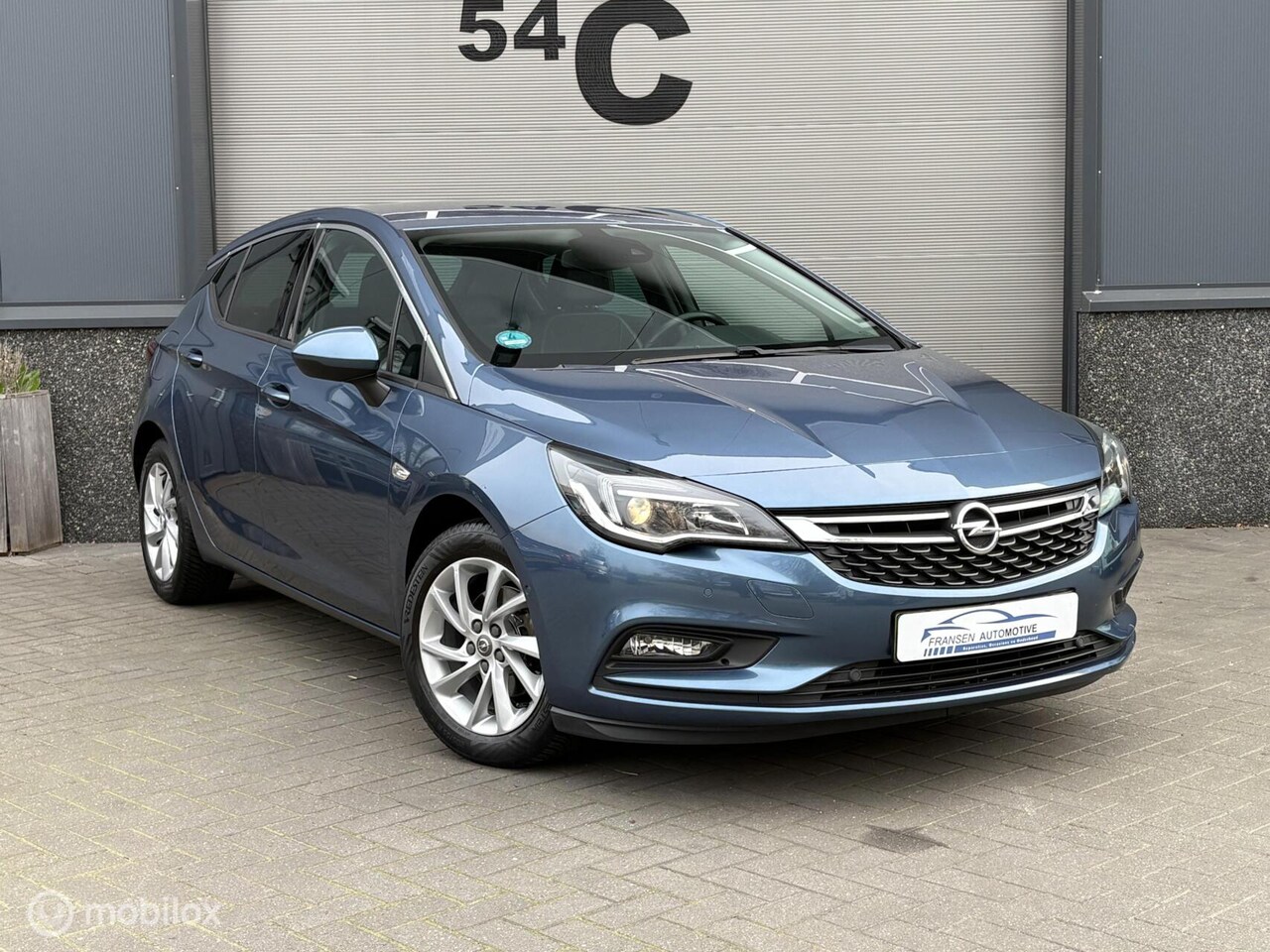 Opel Astra - 1.0 Business+ Camera/keyless/Trekhaak nette auto - AutoWereld.nl