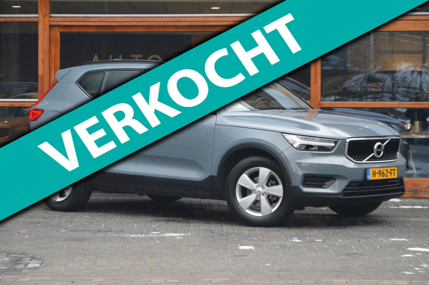 Volvo XC40 - T3 | Trekhaak 1600KG | Camera | Stoelverwarming | Cruise Control | Bluetooth | - AutoWereld.nl