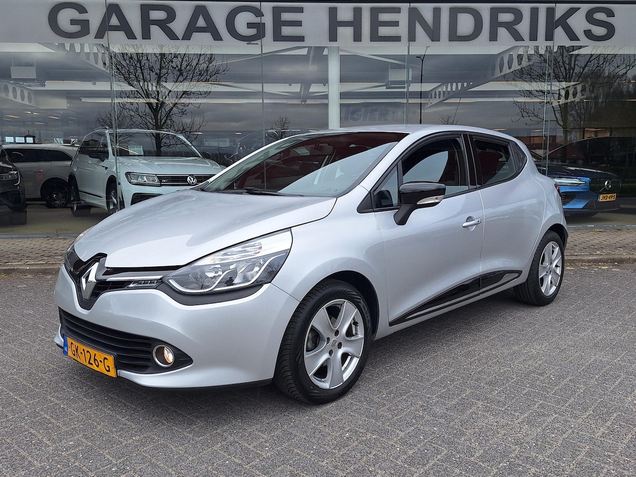 Renault Clio - 1.2 Dynamique Automaat | Airco | CC | Navi | Prem Audio | LM velgen | - AutoWereld.nl
