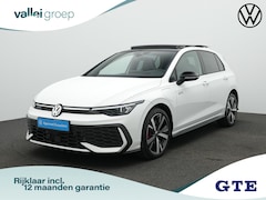 Volkswagen Golf - 1.5 eHybrid 272 pk DSG GTE | Panoramadak | 360 Camera | Head-up display | IQ Light | Stuur